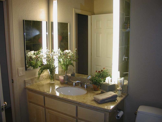Custom Bathroom Mirror Lighting