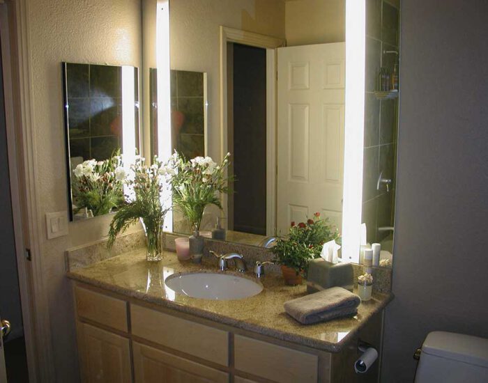 Custom Bathroom Mirror Lighting